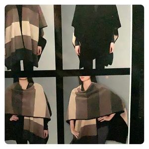 IKE BEHAR reversible fashion wrap
